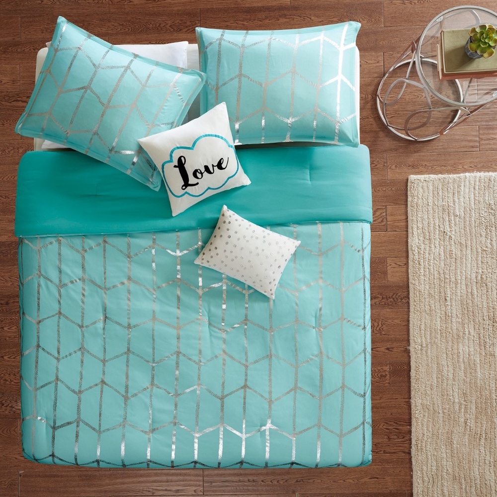 Queen Cute Comforter